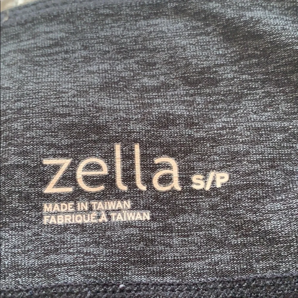 Zella black and blue live in‎ leggings with black mesh size small